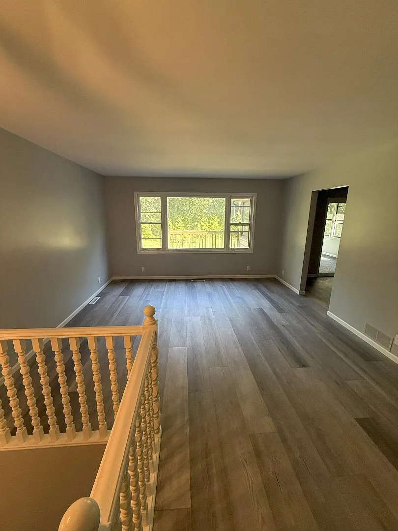 267 Arbor Dr — Photo 3