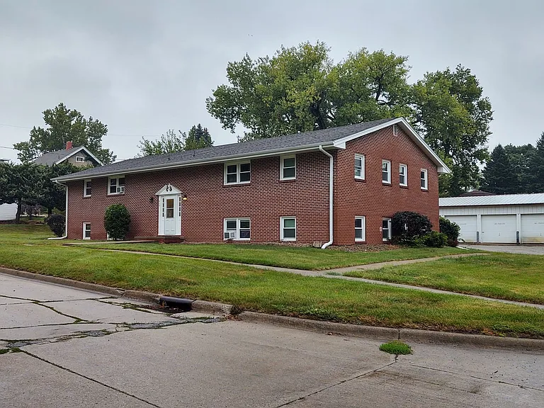 Sprint Depot Apartments — Photo 2
