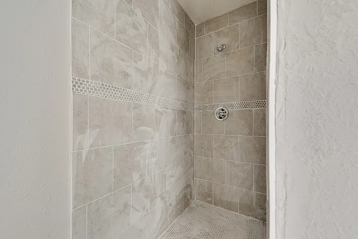 408 Town North Dr — Photo 8