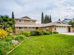 1613 Davis St, Corona, CA 92882