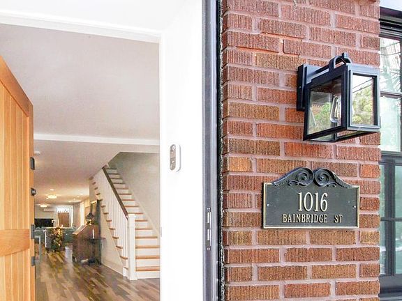 2nd image of 1016 Bainbridge St