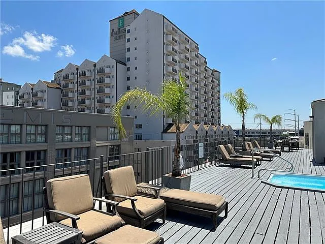 330 Julia St #205 — Photo 16