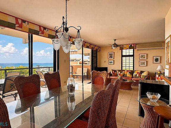 3rd image of Palmas Drive La Jolla #A21