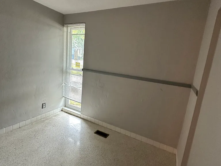 407 S Hillcrest Ave #407 — Photo 2