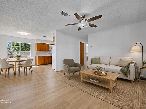5th image of 1406 Kingfish Dr