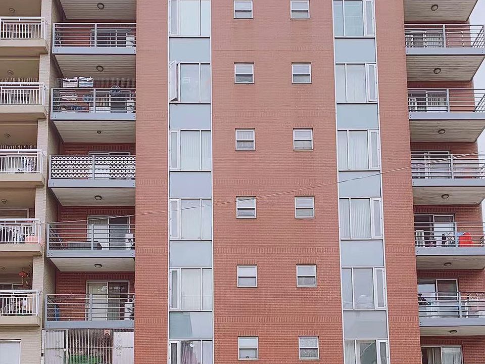 1st image of 14037 Cherry Ave APT 5A