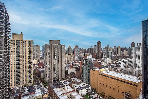 Rented by Vector New York, LLC | media 29