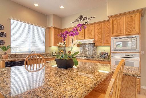 2nd image of 24243 Blossom Ct