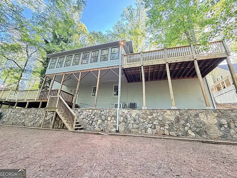 510 Teresa Ln — Photo 10