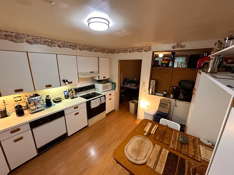 2111 Woodbox Ln #A — Photo 14