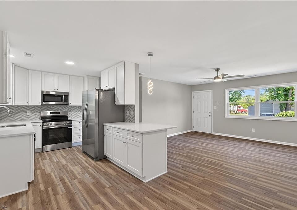 1st image of 4832 82nd St