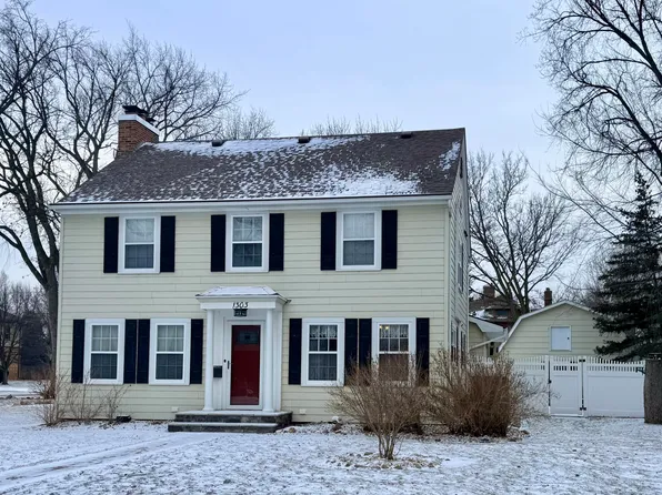 1303 N Lincoln St, Aberdeen, SD 57401