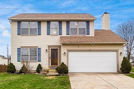 3rd image of 855 Lakeland Dr