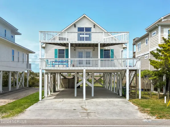 1217 N New River Drive, Surf City, NC 28445