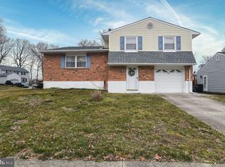 111 Stature Dr, Newark, DE 19713
