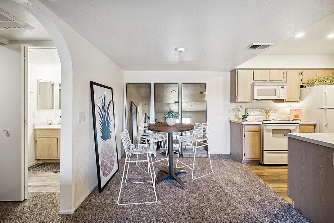 Woodcrest — Photo 4
