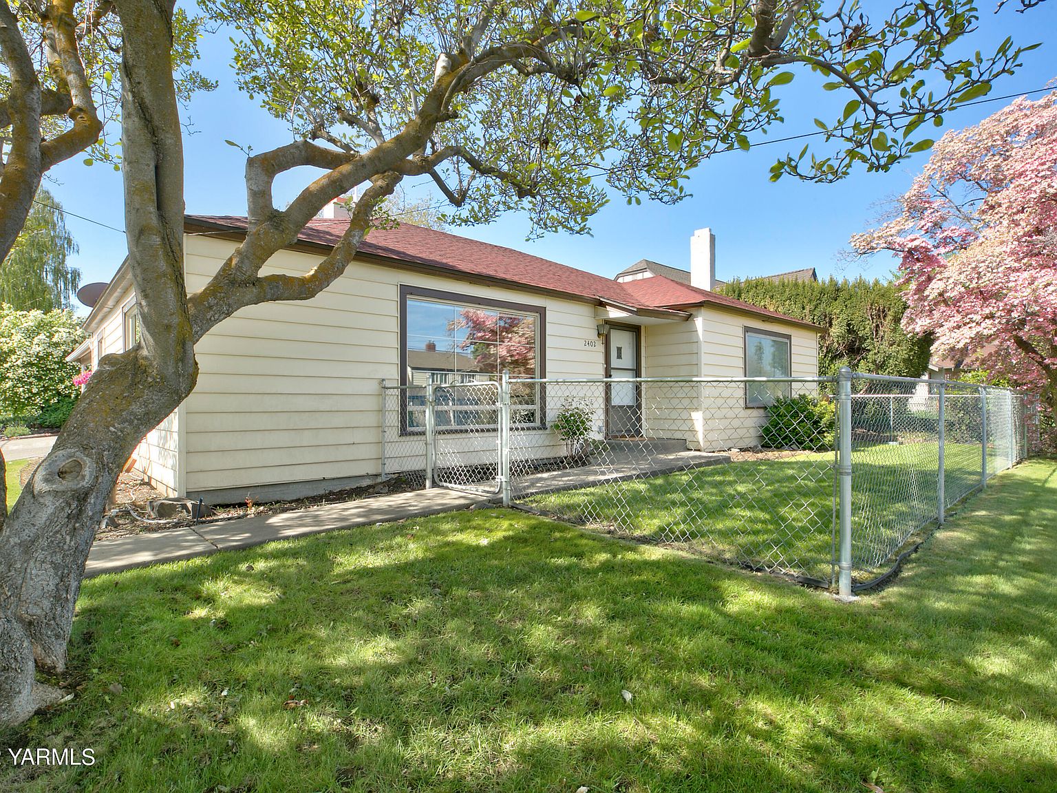2402 Summitview Ave, Yakima, WA 98902 Zillow