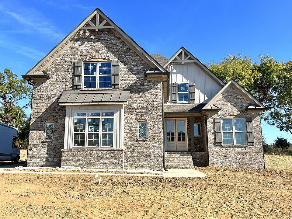 1st image of 605 Ambers Way #16