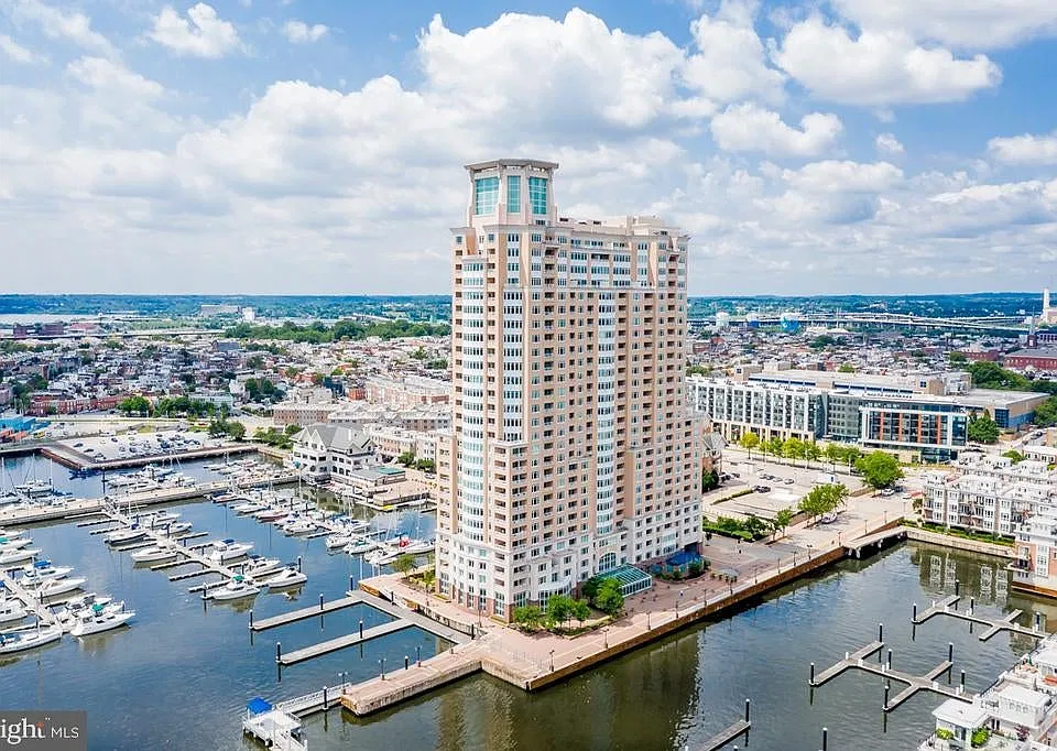 100 Harborview Dr