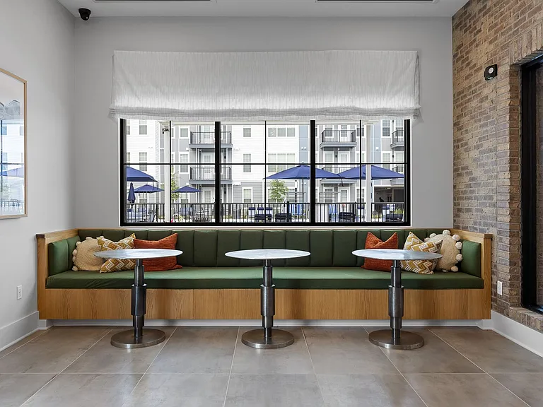 Borough 33 Apartments — Photo 11