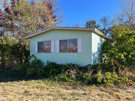 2nd image of 19735 Pecan Ln