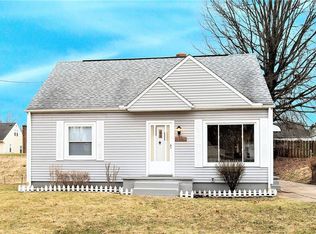 1600 Alonby Dr, Akron, OH 44306