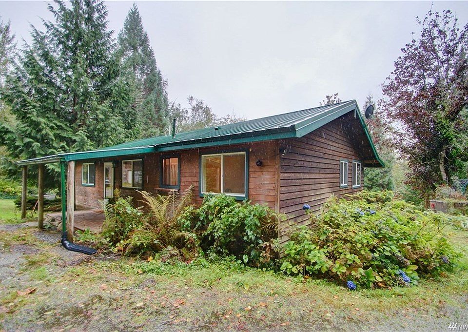 1st image of 6323 Dennis Ln