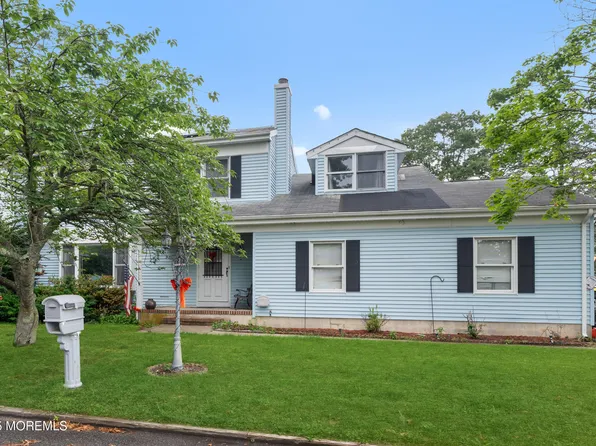 40 Elm Street, Beachwood, NJ 08722