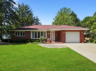 830 Thomas St, Chicago Heights, IL 60411