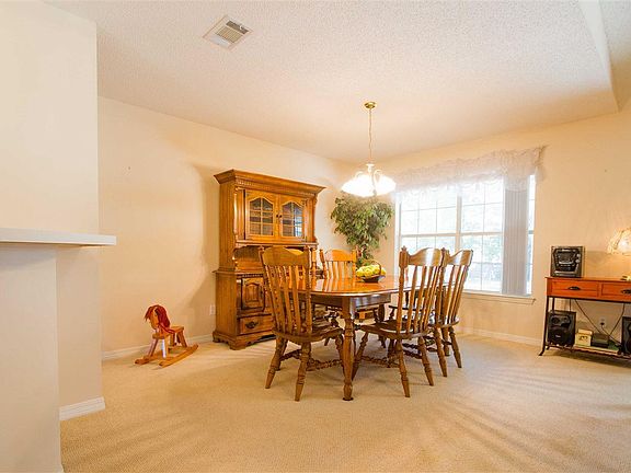 3rd image of 5474 Timber Creek Dr