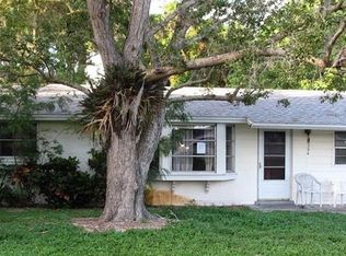 394 Azure Rd, Venice, FL 34293