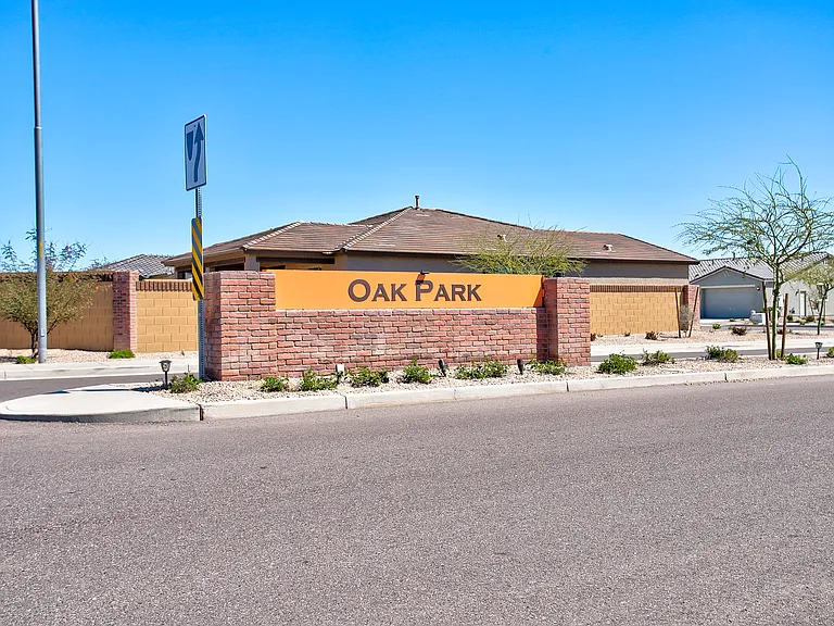 11442 W La Reata Ave — Photo 2