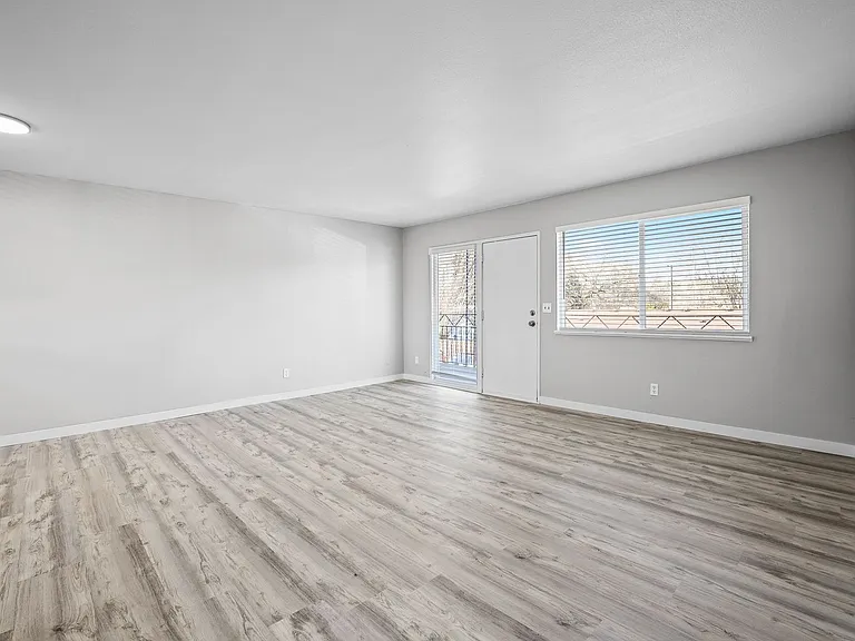 Eastside Village Apartments — Photo 26