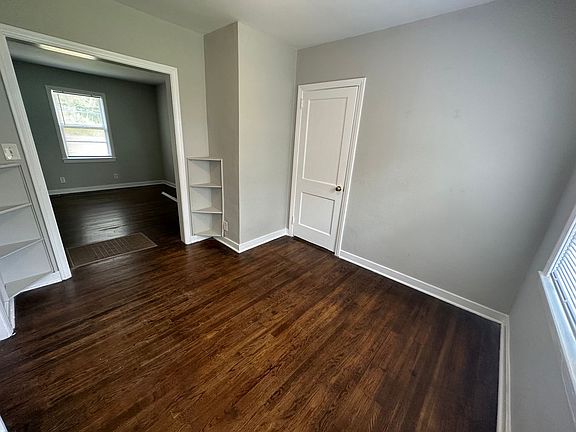 3rd image of 345 Belcher Dr