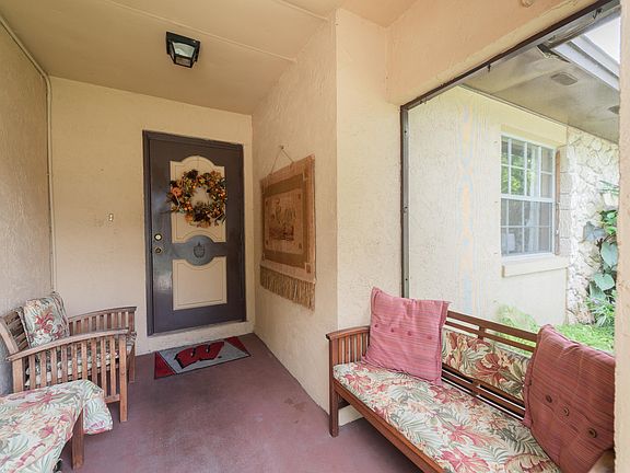 5th image of 707 Date Palm Blvd