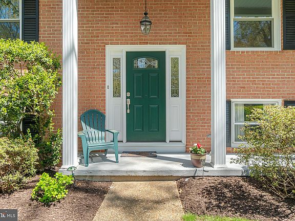 4th image of 441 Bendale Dr