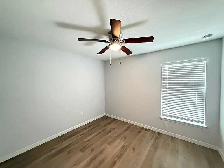 8266 SE 161st Pl — Photo 7