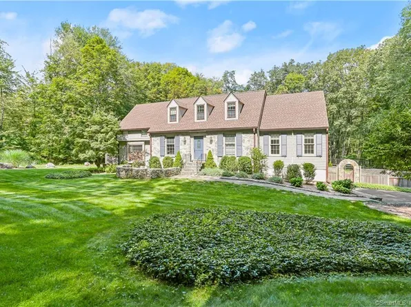 84 Thunder Lake Road, Wilton, CT 06897