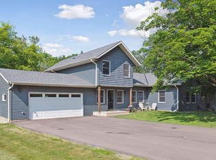 614 Glencoe Rd, Excelsior, MN 55331