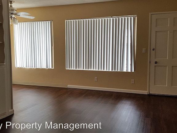 3rd image of 4078 Louisiana St APT 07