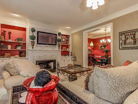 4th image of 8660 Niblick Dr