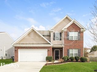 4144 Shadetree Dr, Winston Salem, NC 27107