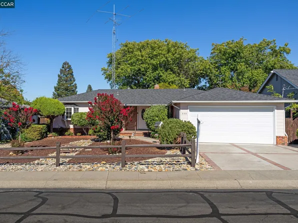 3182 Hillview Ct, Concord, CA 94519