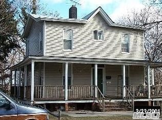 250 8th Ave, Sea Cliff, NY 11579