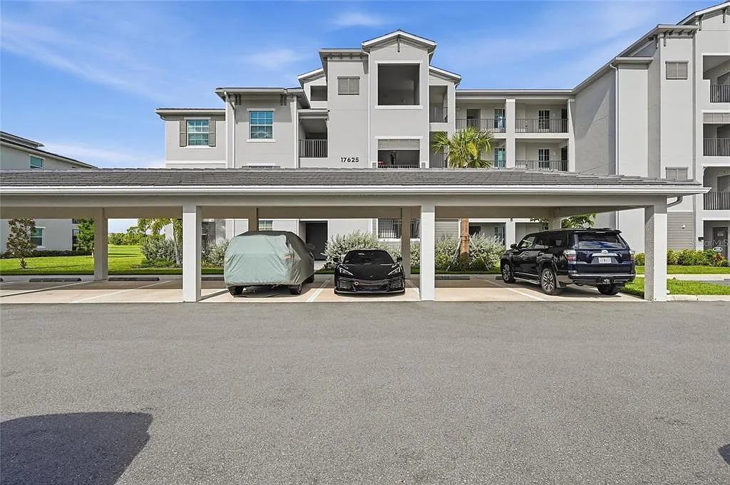 2 bed, 2.0 bath, 1236 sqft, $5,500 — Photo 1