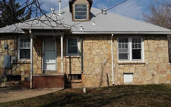 5th image of 1606 NW Dearborn Ave