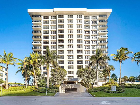 2nd image of 2066 N OCEAN Boulevard #4NW