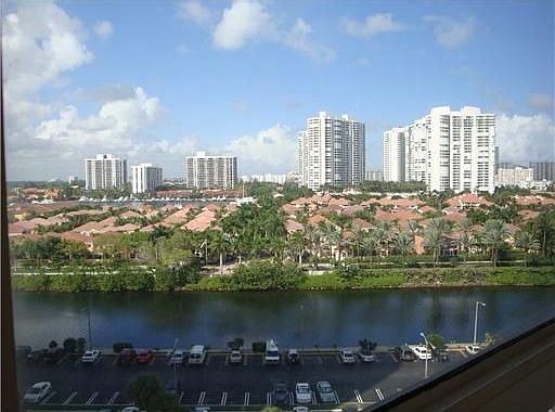 3rd image of 3731 N Country Club Dr APT 1028