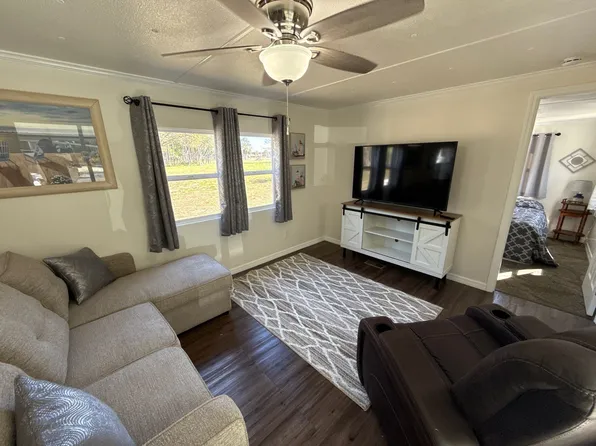8825 W Arber Ct, Homosassa, FL 34448