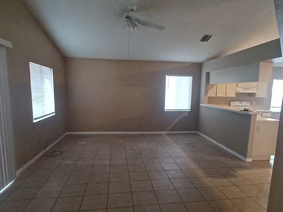 4th image of 4307 W Longfellow Dr